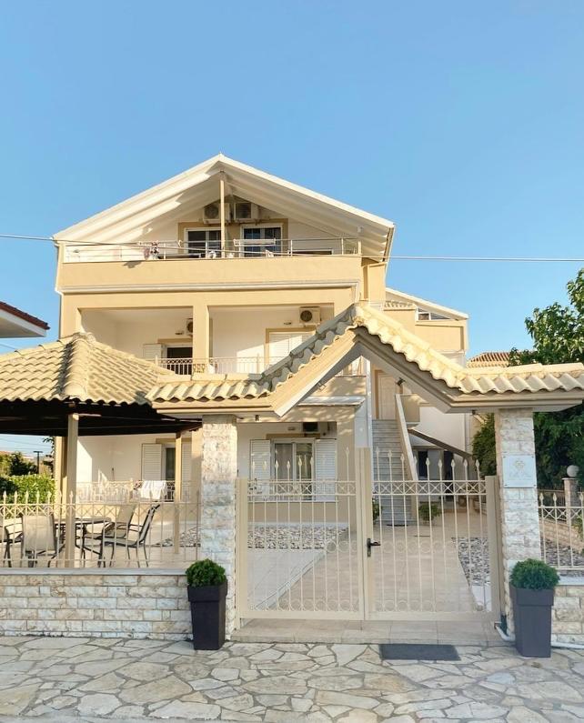 Villa Elva Ammoudia Exterior photo